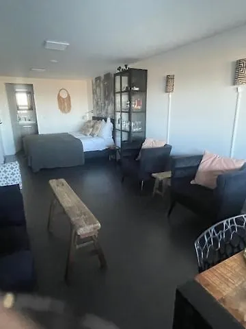 B&B Zeespiegel Zandvoort Bed & Breakfast