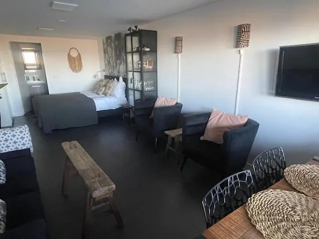 Bed & Breakfast B&B Zeespiegel Zandvoort Netherlands