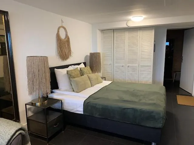 B&B Zeespiegel Zandvoort Bed & Breakfast